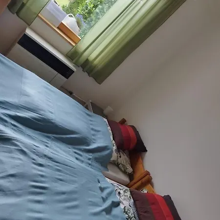 Susan * Хайдусобосло